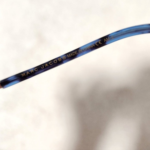 Marc Jacob's Blue Gradient Aviator Sunglasses - Picture 3 of 6